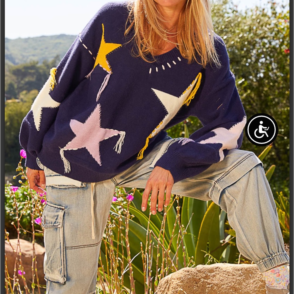 POL Star Sweater - Picture 3 of 7